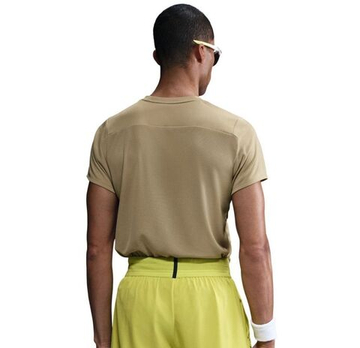 Мужская теннисная футболка Nike Court Victory - парашют бежевый/белый