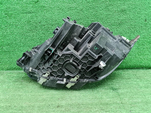 Фара правая BMW 8er G14 G15 G16 (2018-2022) Laser