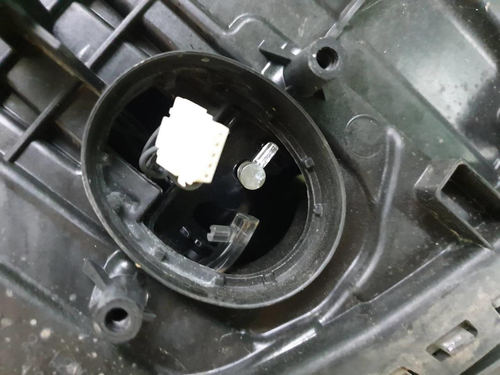 Битая Фара левая BMW 5er G30 (2017-2020) LED