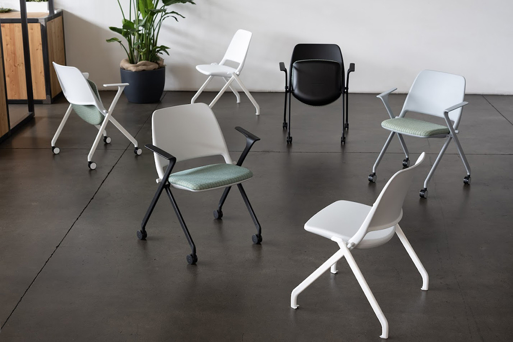 ZEN стул 4 ноги с 2 колесами и 2 ножками складной