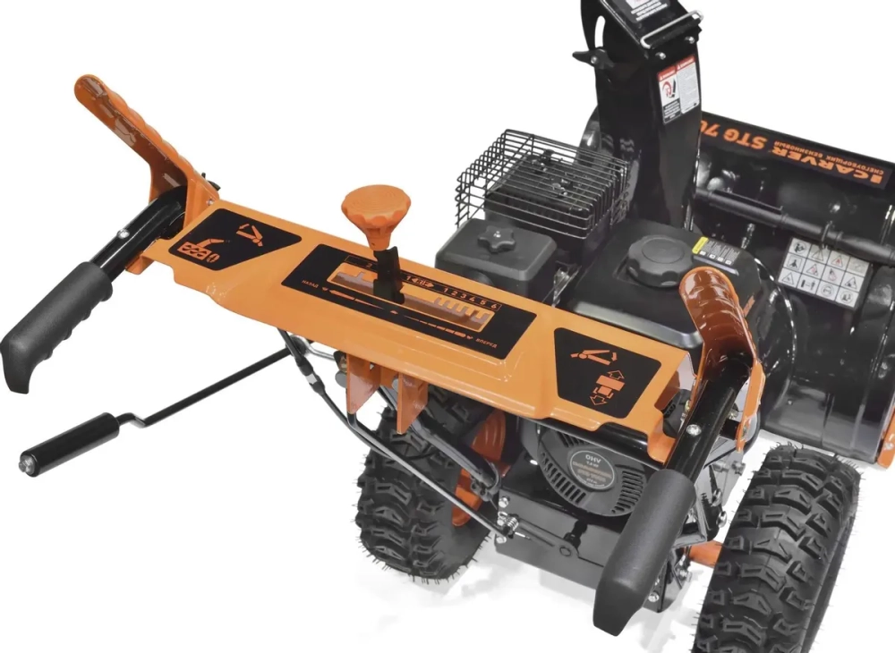 Снегоуборщик бензиновый Carver STG 7056 7л.с. (01.017.00015)