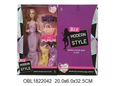 Кукла тип модель, с аксесс. коробка 01359