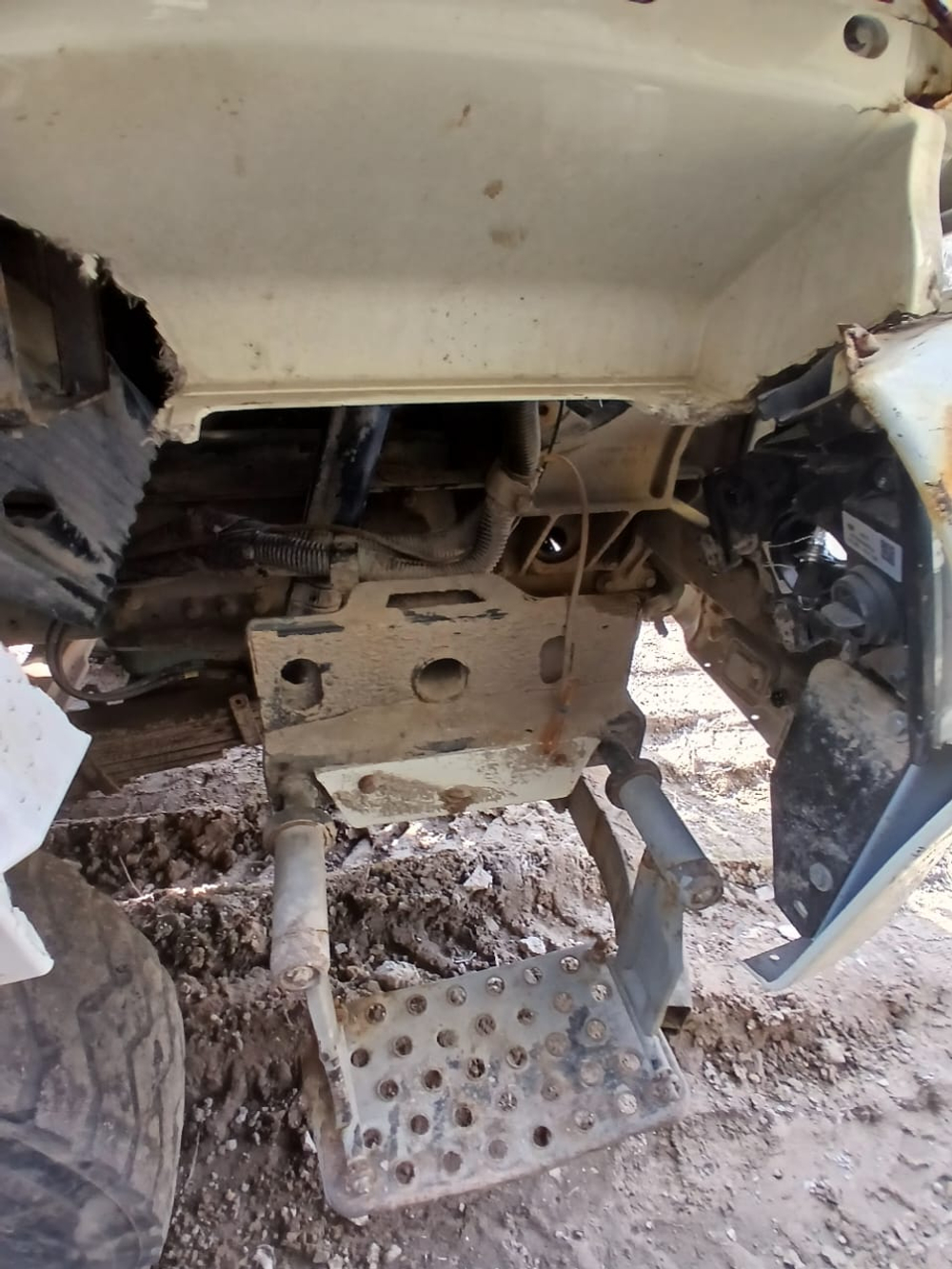 FAW J6 8x4 Самосвал СА3310Р66K24T4E5 (Дизельный, 11,1 л, 420 л.с., МТ)