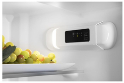 Встраиваемый холодильник Hotpoint-Ariston B 20 A1 DV E