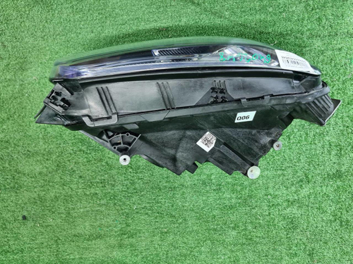 Фара правая Mercedes GLB X247 (2019-2023) LED