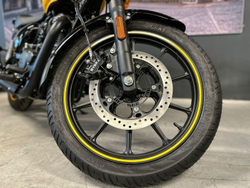 Royal Enfield Meteor 350 Fireball Yellow