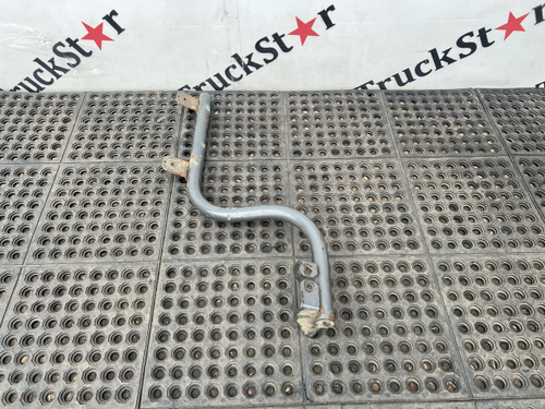 Кронштейн переднего крыла правый 2017г.