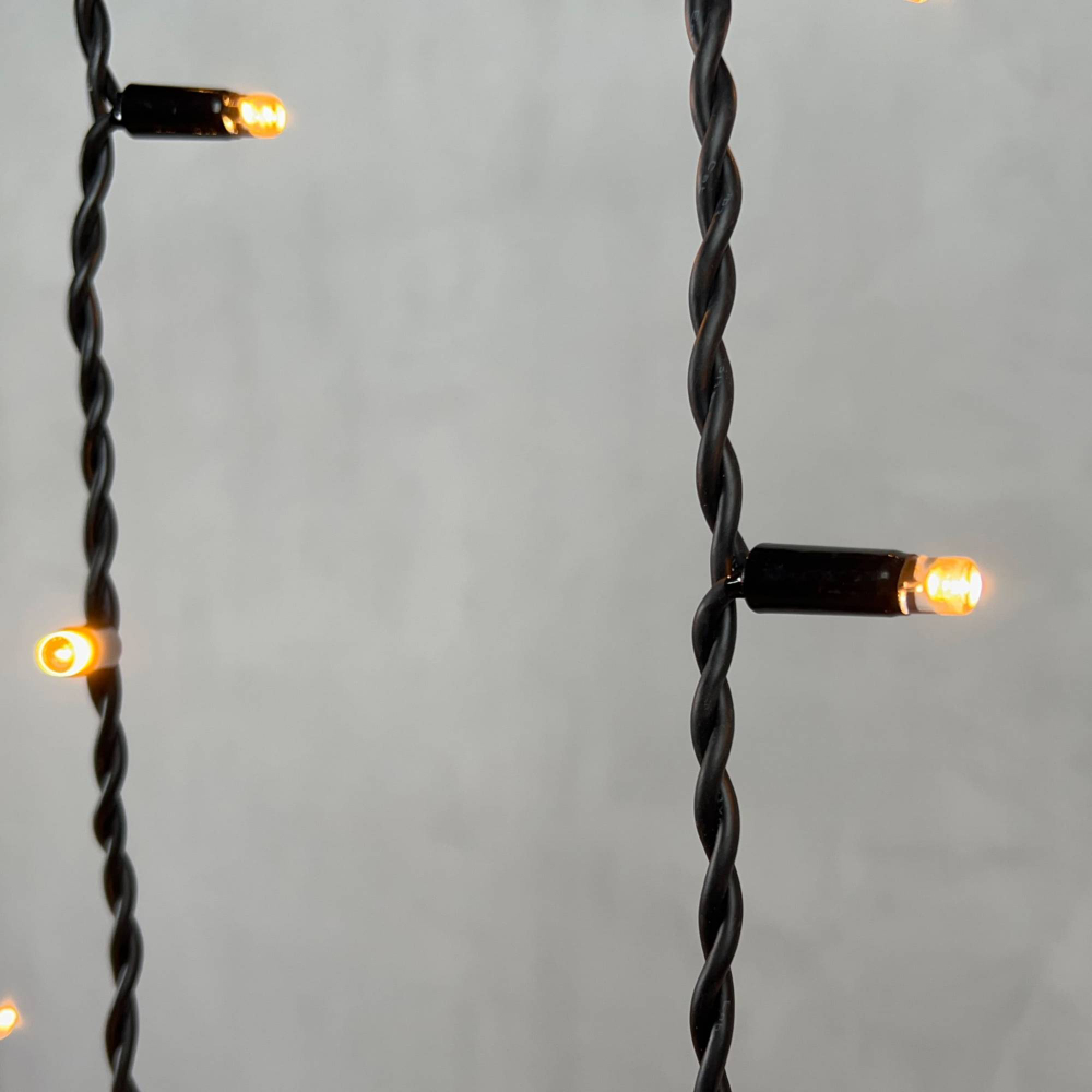 Светодиодная бахрома с колпачком 3,2*0,9 м., 168 экстра теплых белых LED ламп, каучуковый черный провод, LTC (LL168-1-2EWW)