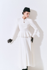 Платье из шелкового кади с баской и авторской вышивкой