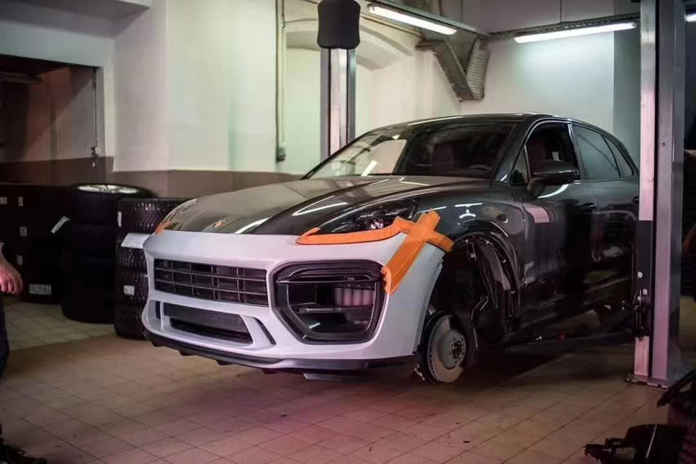 Обвес для PORSCHE CAYENNE 9YA Turbo 2017+