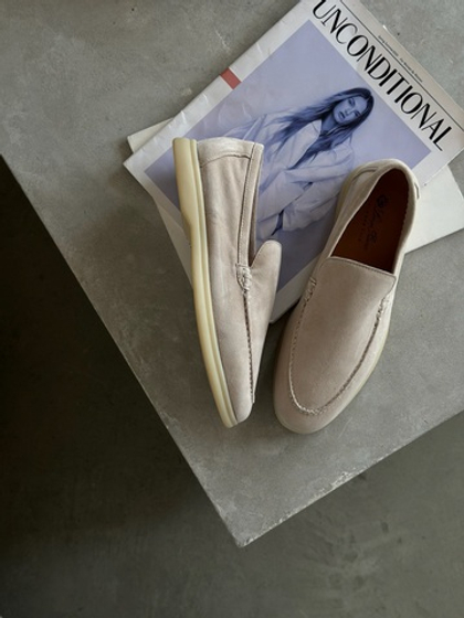 Лоферы из натуральной замши