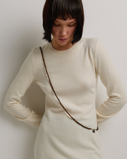 Нить из тигрового глаза