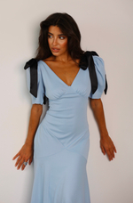 Платье длинное вечернее с бантами