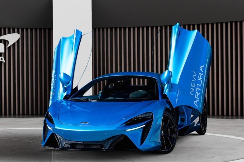 McLaren Artura 3.0 AMT Coupe (2024)