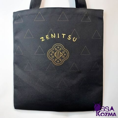 Шоппер Зеницу Агацума