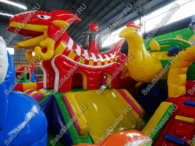 Недорогой батут "Красный дракон" 10*7*3.5 м