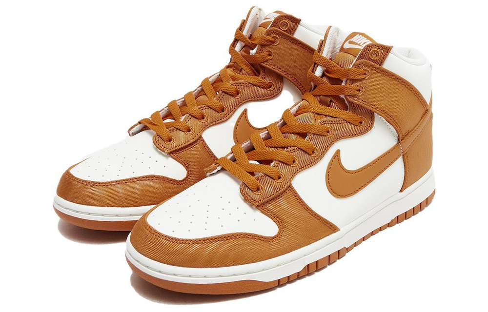 Кроссовки Nike Dunk Monarch