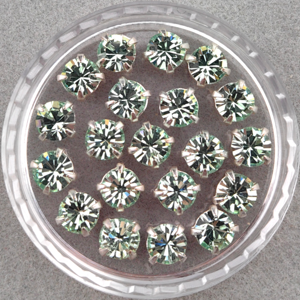 Шатоны Preciosa MAXIMA в оправах, Chrysolite/Silver