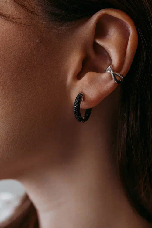 Серьги - конго с россыпью из чёрного циркония