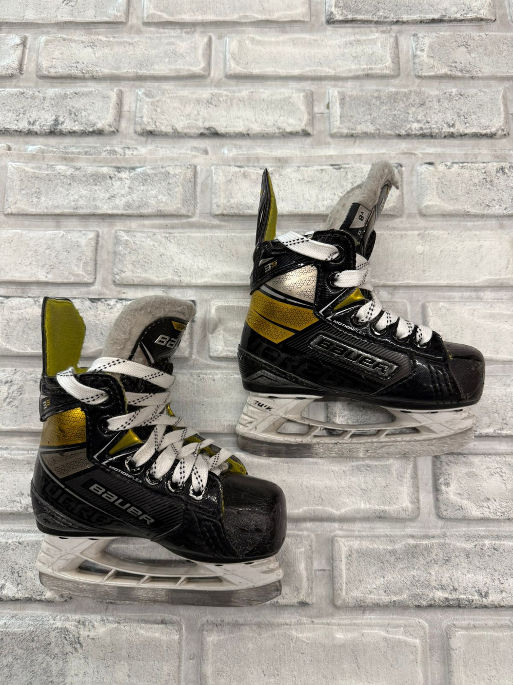 Bauer supreme 3s YTH 8D (EUR 26)