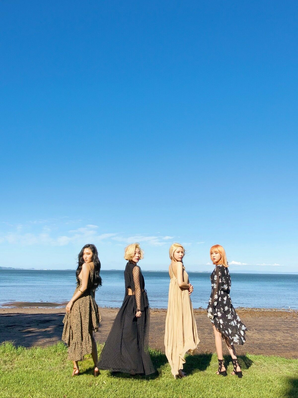 Альбом MAMAMOO - Yellow Flower 6th Mini Album