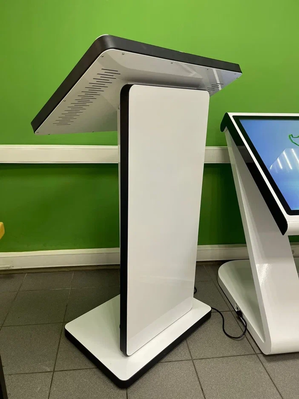 Интерактивная трибуна BM Alibi NEW 27"