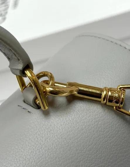 Сумки CELINE MEDIUM NINO из блестящей телячьей кожи белый