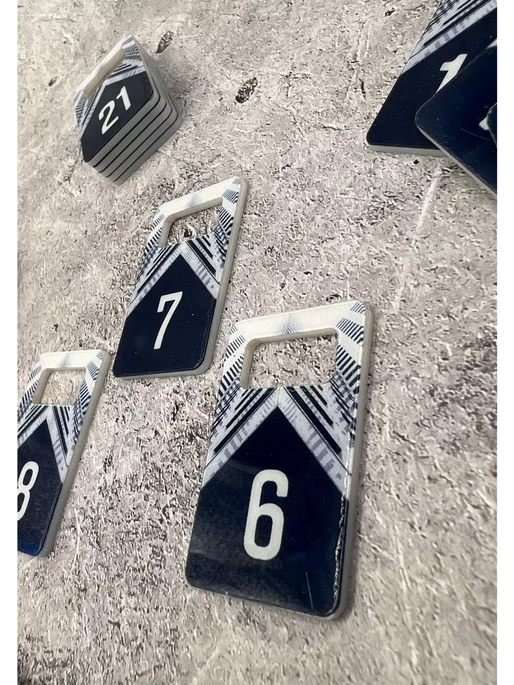 Номерки для ключей акрил 3х5 см