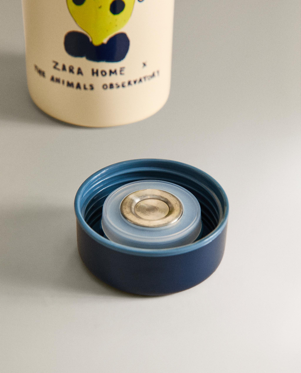 Zara Home бутылка из нержавеющей стали, цвет разноцветный, 16.5 см