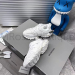 Белые кроссовки Balenciaga Track Trainers Recycled Sole