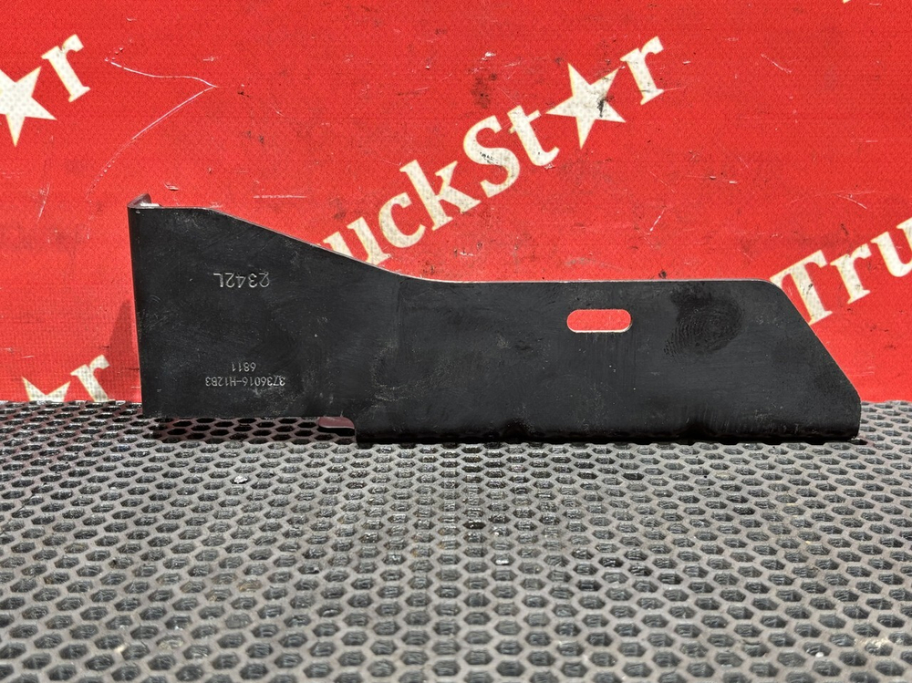 Кронштейн блока управления шасси 2024г.