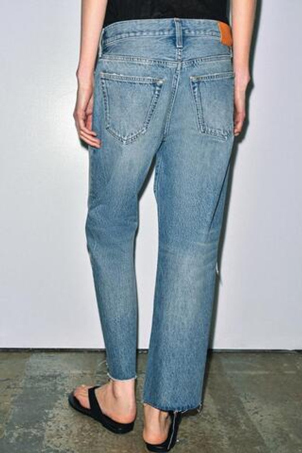 ZARA ДЖИНСЫ ZW COLLECTION ПРЯМОГО КРОЯ СО СРЕДНЕЙ ПОСАДКОЙ И РВАНЫМИ ДЕТАЛЯМИ, СИНИЙ