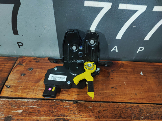 Замок багажника Haval Jolion 21-нв Б/У Оригинал 6305100XNZ01A