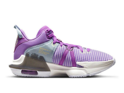 Кроссовки баскетбольные Nike Lebron Witness VII