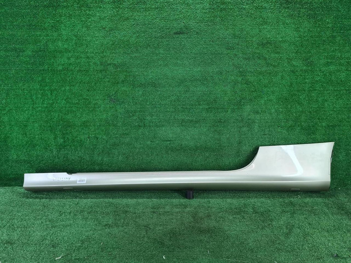 Накладка порога левая Mercedes E C238 (2016-2021)