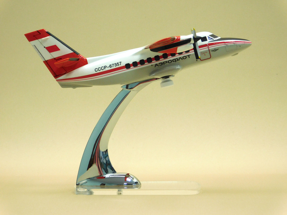 Модель самолета Л-410УВП (М1:72, Аэрофлот СССР-67357)
