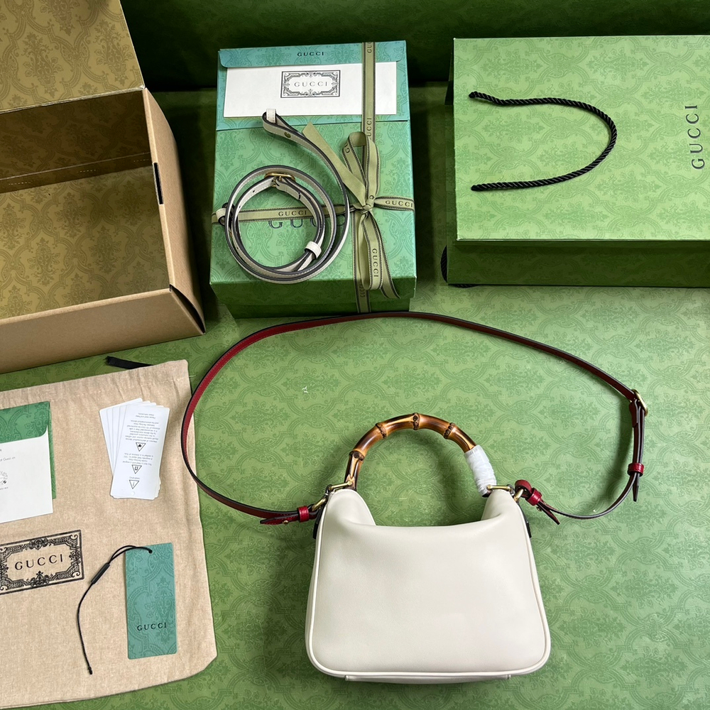Gucci Diana Small Shoulder Bag