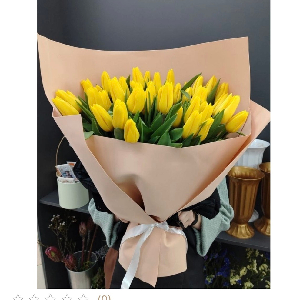 25 тюльпанов в упаковке из фоамирана