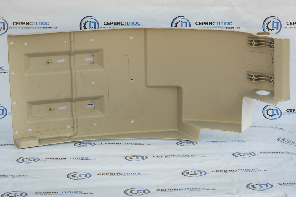 Брызговик кабины задний левый  SHACMAN X3000 белого цвета