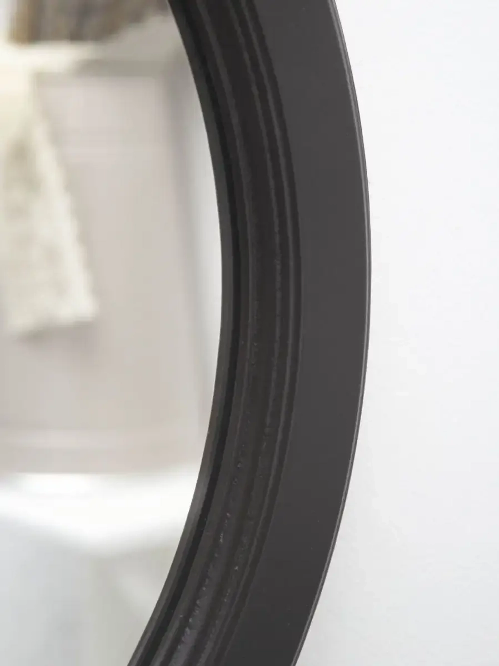 Зеркало настенное для прихожей 37 см