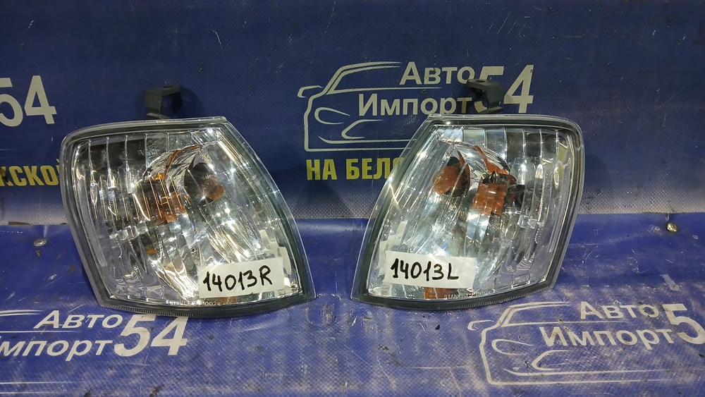 Габарит левый MAZDA DEMIO 1999-2002