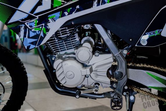 Мотоцикл кроссовый эндуро APOLLO Tracker 250LE