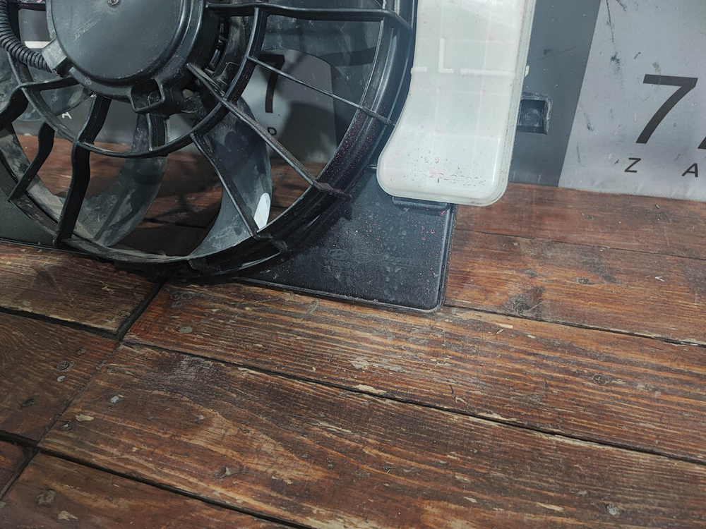 Диффузор с вентилятором Solaris 2 / Rio 4 Б/У Оригинал 25350H8050