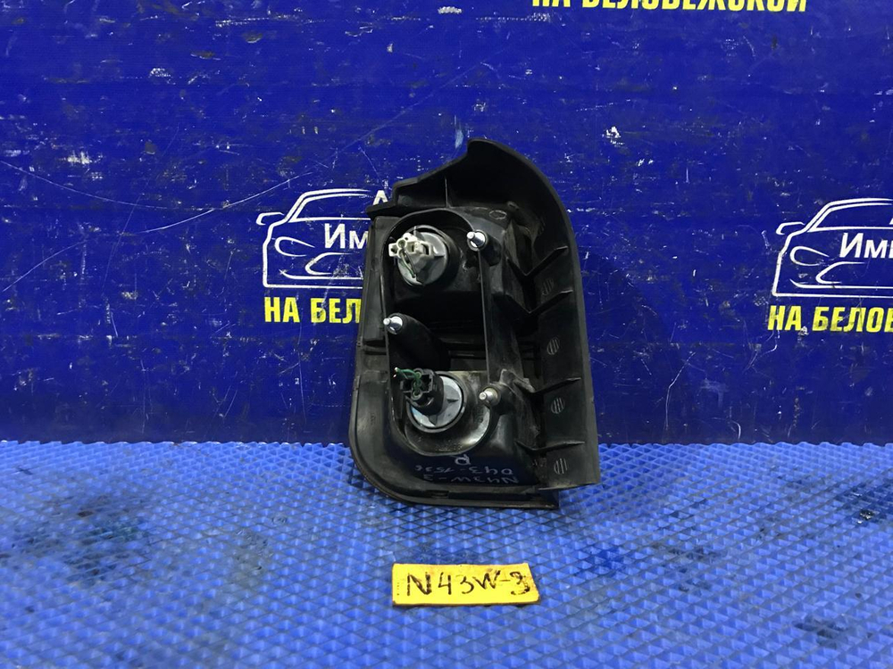 Стоп правый MITSUBISHI CHARIOT 1994