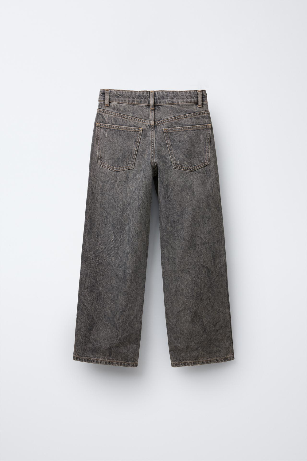 ZARA ДЖИНСЫ ПРЯМОГО КРОЯ С ЭФФЕКТОМ ПОТЕРТОСТИ, СЕРЫЙ