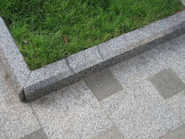 Как морозное пучение разрушает бордюры: механизм деформации и методы защиты