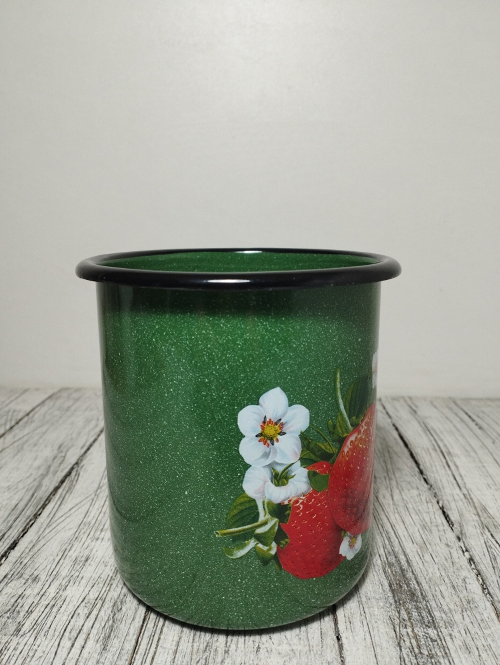 Кружка 1,0л с рисунком Клубника садовая изум. (12шт) 1с3с