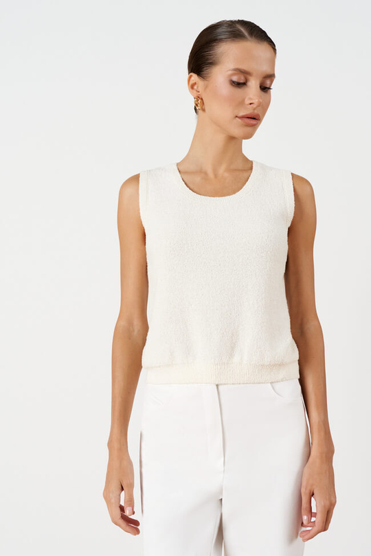 23230 Топ женский (молочный)