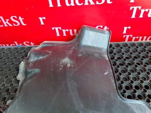 Крыло переднее левое 2018г.