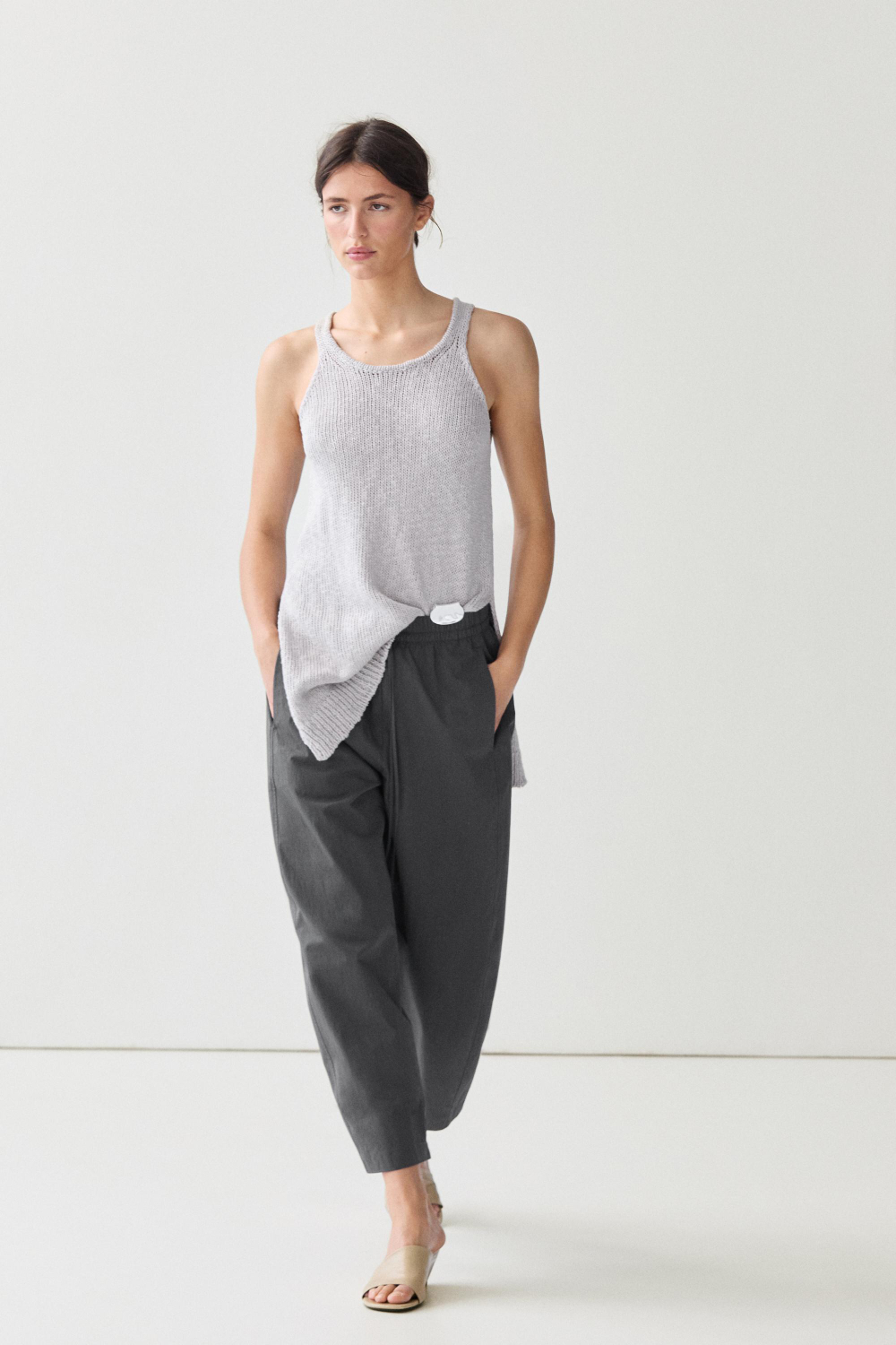 Massimo Dutti Укороченные брюки-бананы из высокотехнологичной ткани, синий
